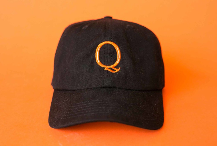 Kosmos Q專業燒烤餐飲與用品品牌視覺識別VIS設計,圍繞Q字母的設計