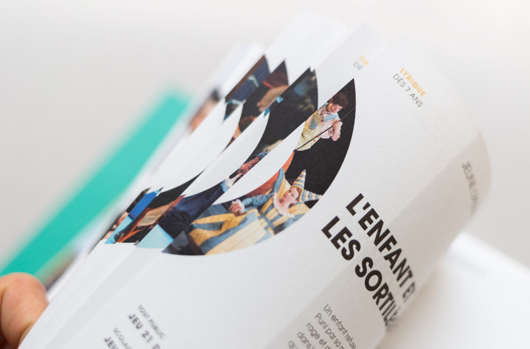 圣埃蒂安歌劇院2017-18季宣傳海報設(shè)計與畫冊設(shè)計 “共同的情感”