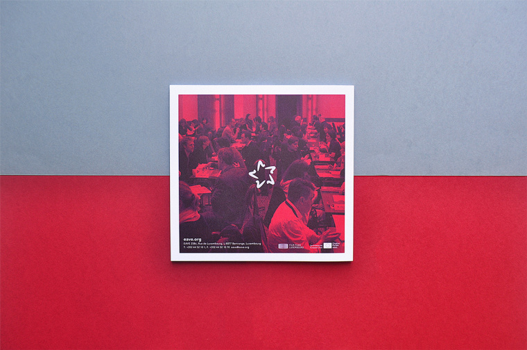 歐洲企業家年會宣傳手冊設計，暗紅與深灰風格設計