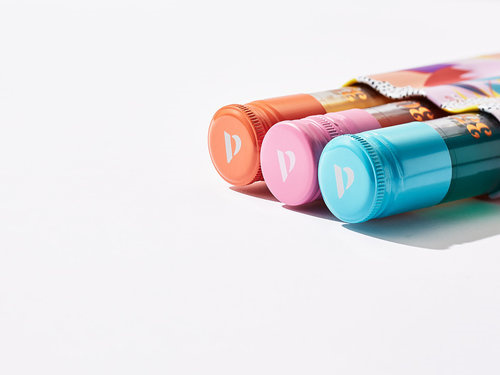 鮮艷、繽紛、有趣的Luxerose雞尾酒包裝設計插畫設計