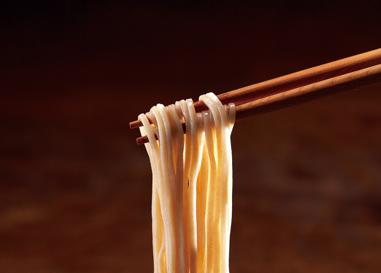 Soba 面館餐飲宣傳畫冊設計，東方日式藝術風格