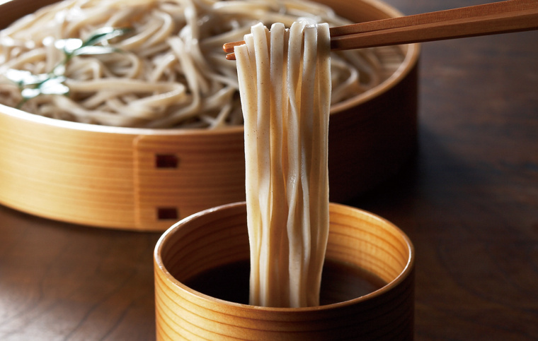 Soba 面館餐飲宣傳畫冊設計，東方日式藝術風格