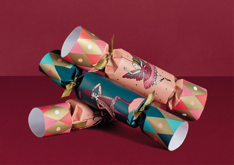 Charbonnel圣誕節巧克力禮品包裝設計，設計靈感來自芭蕾舞劇院與童話故事