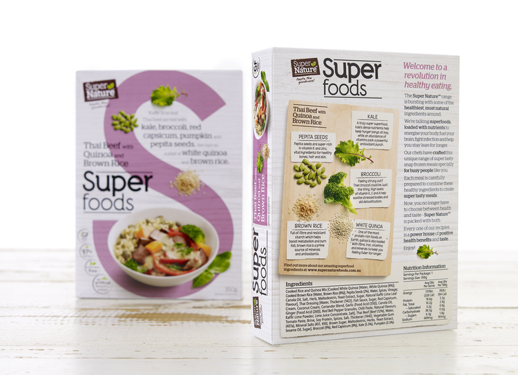 Vesco Foods 冷凍菜肴食品包裝設計，以健康食材為賣點，以S字母增加識別