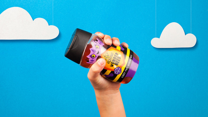 IP品牌策劃案例：Rowse Wonder Bees兒童蜂蜜包裝設計，兩個超級蜜蜂英雄吉祥物