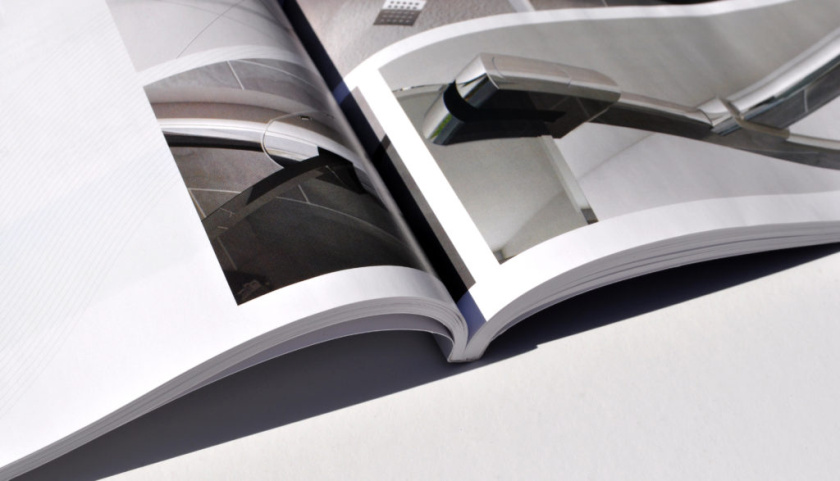 Mere-浴室衛(wèi)浴產(chǎn)品目錄手冊(cè)設(shè)計(jì)，非常注重細(xì)節(jié)的設(shè)計(jì)