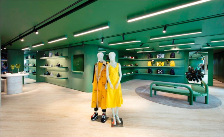 K11 Musea 服裝店鋪空間設計，柔軟形狀和溫暖材料為標志的店鋪設計