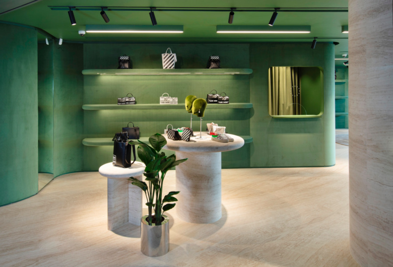 K11 Musea 服裝店鋪空間設計，柔軟形狀和溫暖材料為標志的店鋪設計