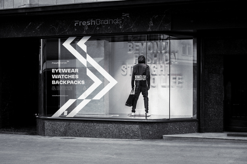 FreshBrands 時尚休閑服飾品牌vi形象設計logo設計，動感的變形F字母+旗幟符號