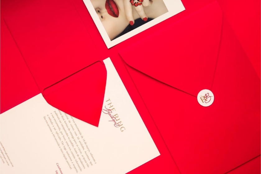 紅色戒指精品品牌設(shè)計(jì)