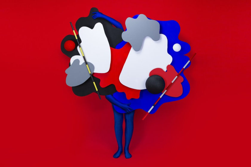 超酷的對(duì)比色，大膽的色彩，抽象的形狀和開箱即用的思維等同于一件很酷的藝術(shù)品。