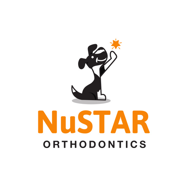 ：狗徽標標志設計