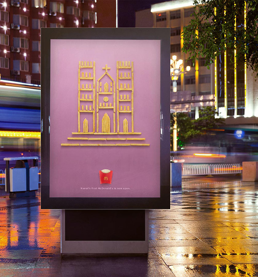 關于麥當勞薯條的創意廣告活動-街頭廣告牌