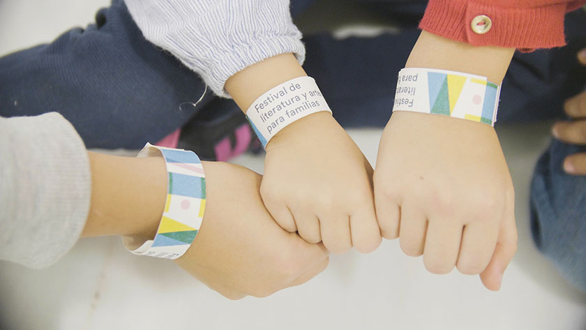 Chavea 家庭藝術文化節以字母為核心的品牌視覺設計