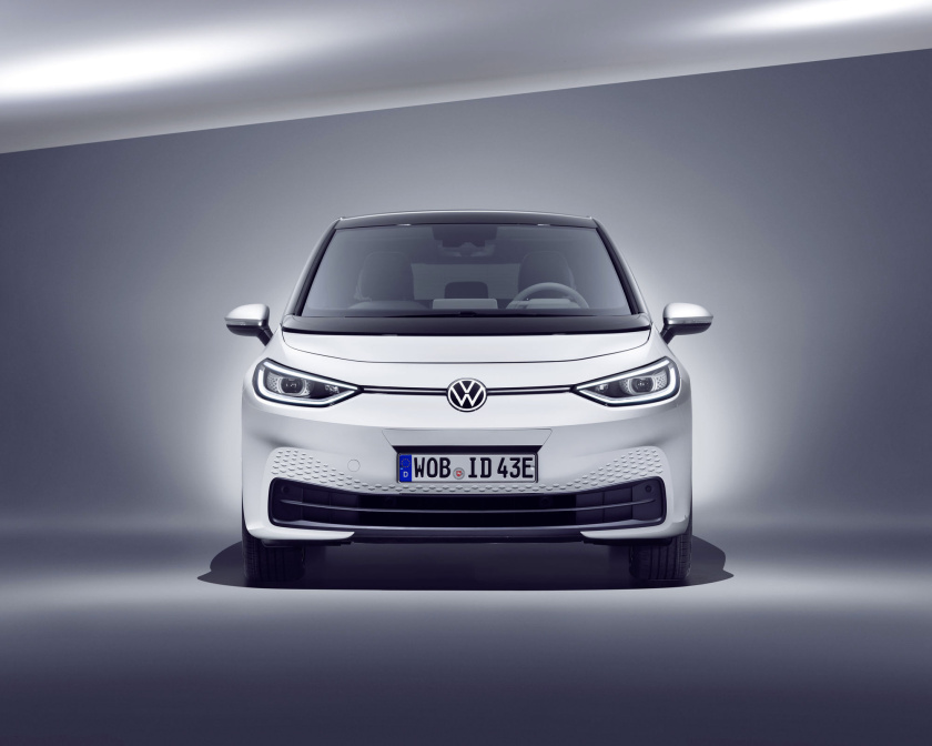 大眾汽車新logo設計，更扁平簡約，迎合電動汽車時代到來