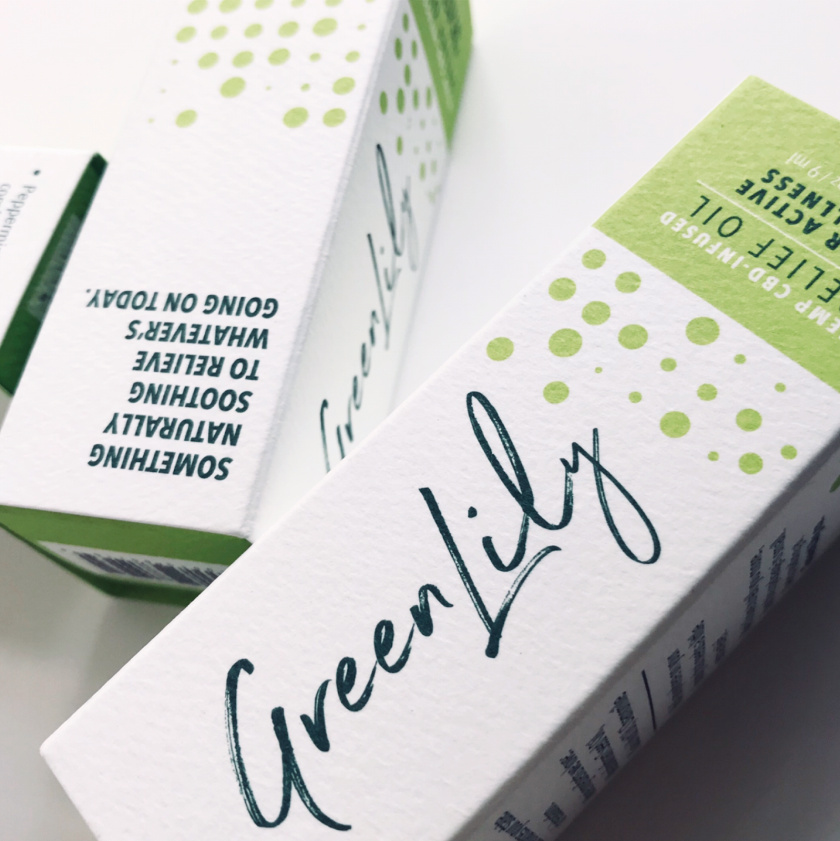 Green Lily綠百合舒緩按摩精油包裝設(shè)計(jì)，清新的綠色圓點(diǎn)