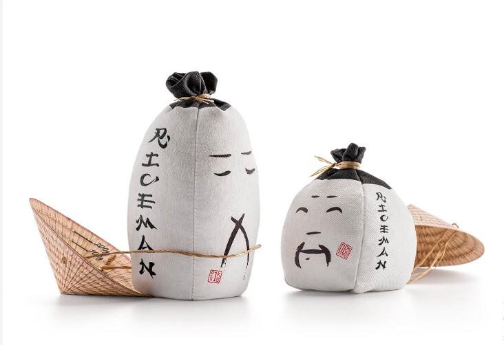 RICEMAN日式大米包裝設計，斗笠帽子麻布農民造型