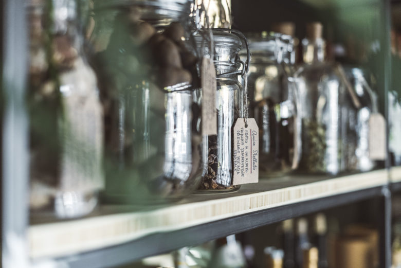 Dhabbu亞洲美食餐廳餐飲空間設計，突出亞洲元素