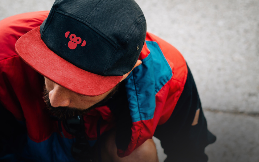 Envolve 媒體品牌形象重塑與簡約幾何風格猴頭logo設計