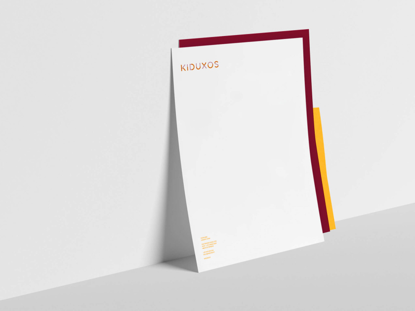 KIDUXOS兒童商店品牌logo設計vi設計與店鋪空間設計