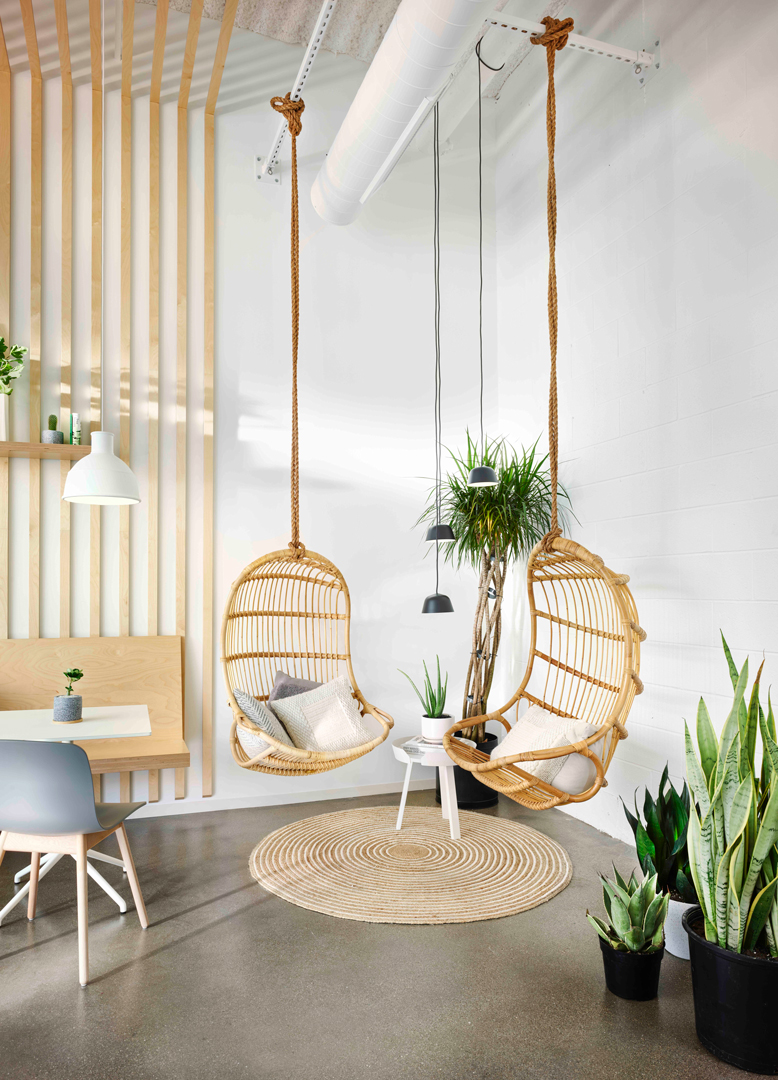 Pure Green 綠色食品果汁飲品店鋪si空間設計“北歐簡約樺木自然原木風格”