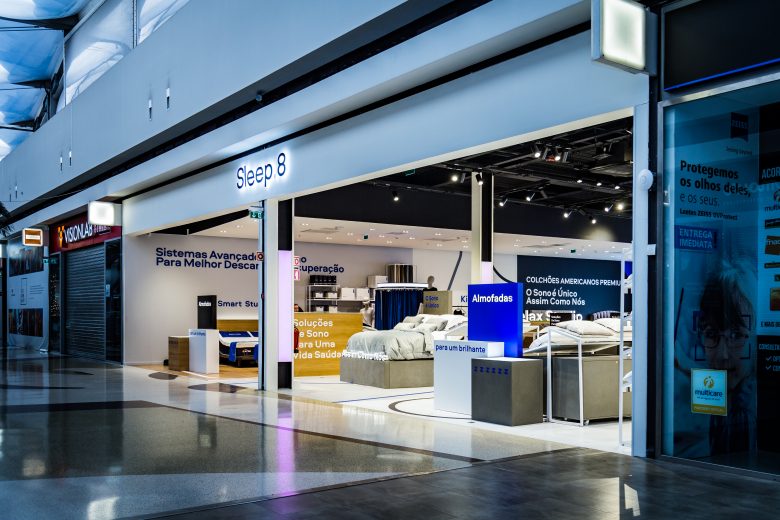Sleep 8 床墊睡眠店鋪”藍(lán)色科技風(fēng)格“室內(nèi)零售空間創(chuàng)新設(shè)計