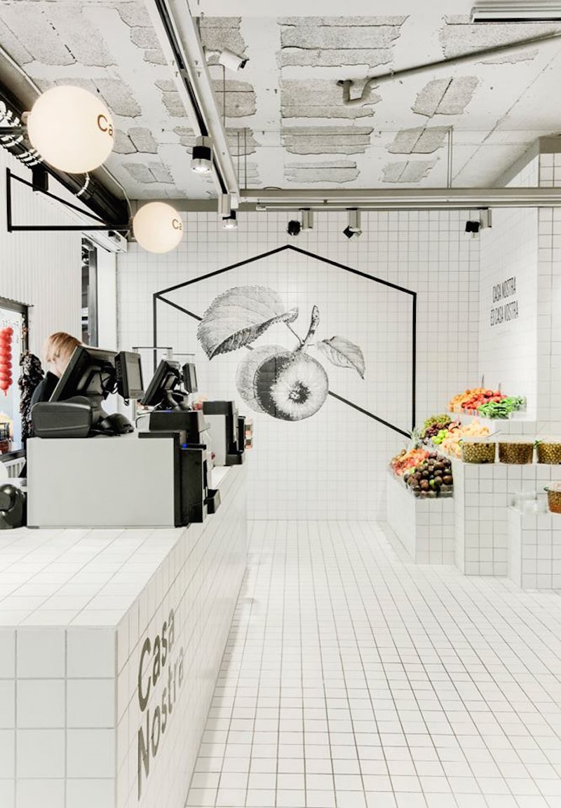 巴塞羅那Casa Nostra水果店店鋪空間設計“白色瓷磚”風格