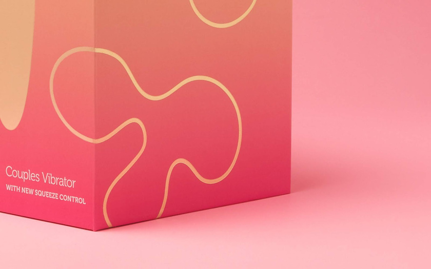 We-Vibe 情侶振動器情趣用品包裝設計，豪華金箔風格