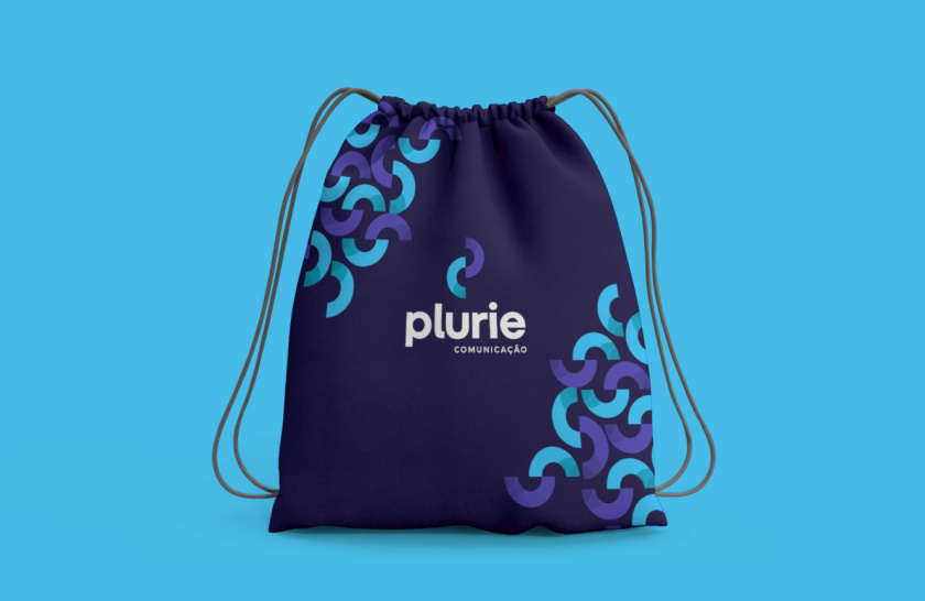 Plurie 品牌vi形象設(shè)計，兩個半圓相交