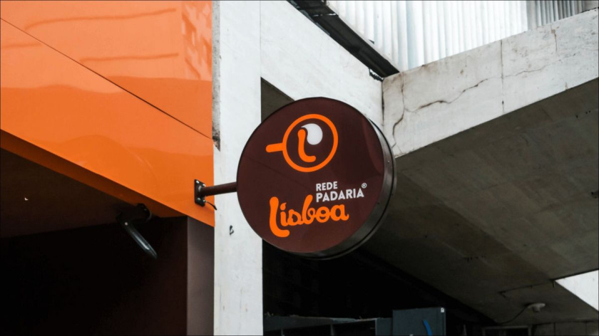 Rede Padaria咖啡面包連鎖店品牌形象設計logo設計，飛濺的咖啡形象