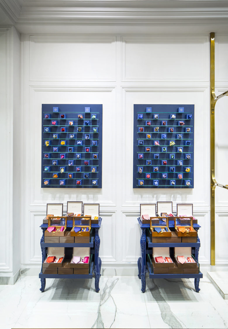 The Good Suit Co 男士服飾店鋪空間設計,奢華與溫馨的新藍色古典主義