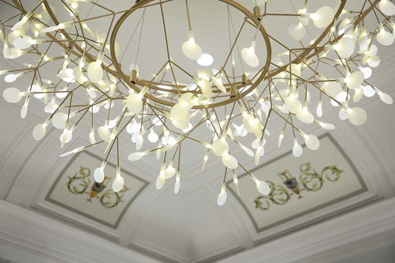 The Good Suit Co 男士服飾店鋪空間設計,奢華與溫馨的新藍色古典主義