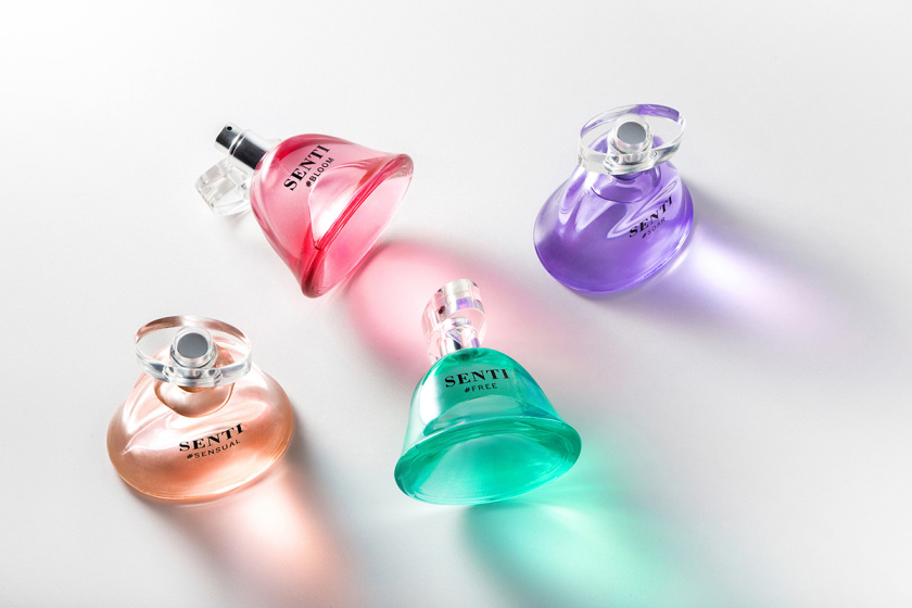 Dilis化妝品包裝設計——花朵花瓣的特寫鏡頭