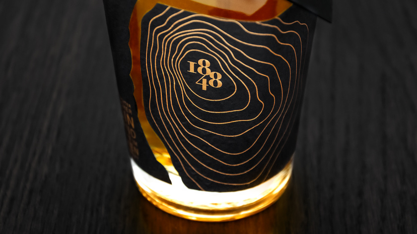 德國葡萄酒品牌1848“樹木年輪”圖案包裝設計