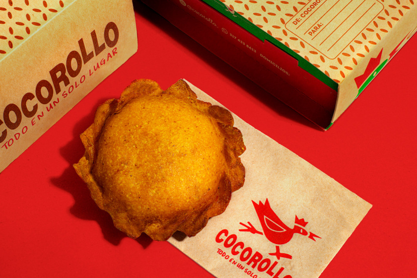 Cocorollo 雞蛋糕糕點包裝設計，一只可愛的雞插畫