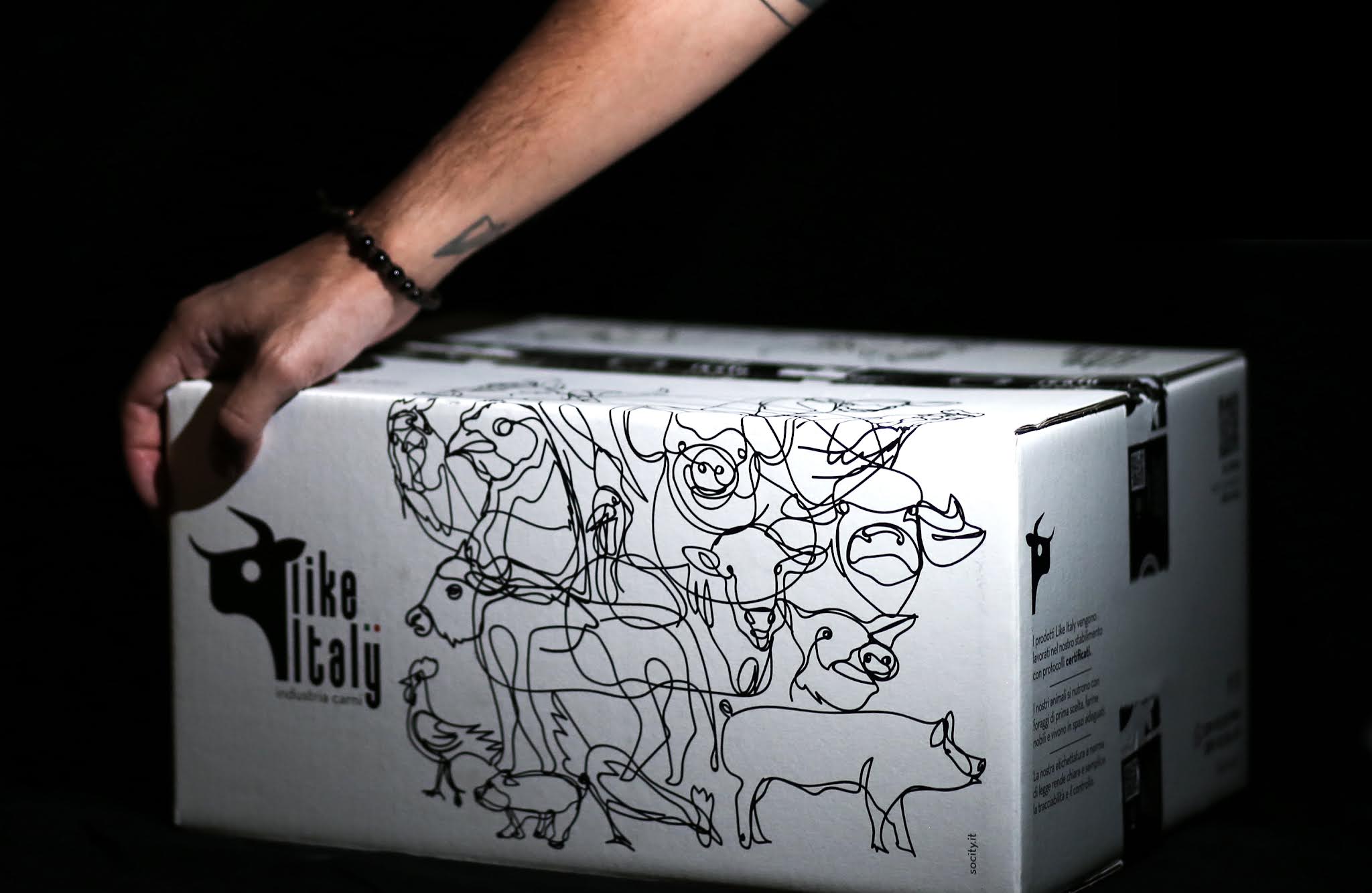 Like Italy冷鮮肉類包裝設(shè)計(jì)“黑白線條動物”元素