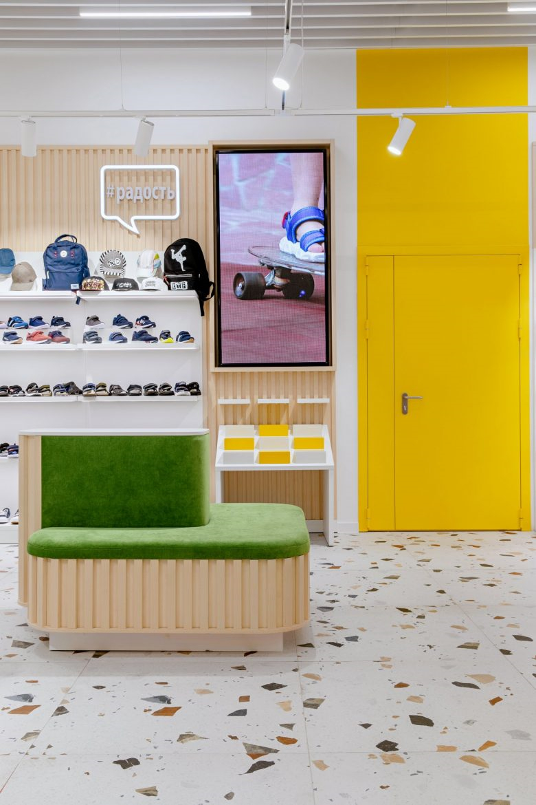 莫斯科“ Kotofey”兒童青少年鞋類品牌旗艦店店鋪室內空間設計