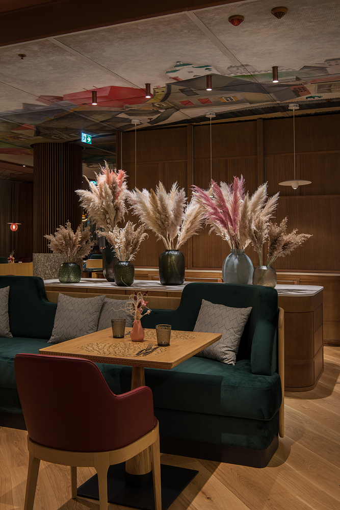 高級沙加爾餐廳餐飲室內(nèi)空間設計，藝術與奢華風格