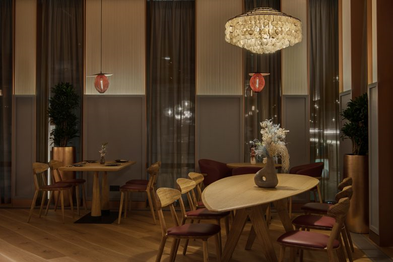 高級沙加爾餐廳餐飲室內(nèi)空間設計，藝術與奢華風格