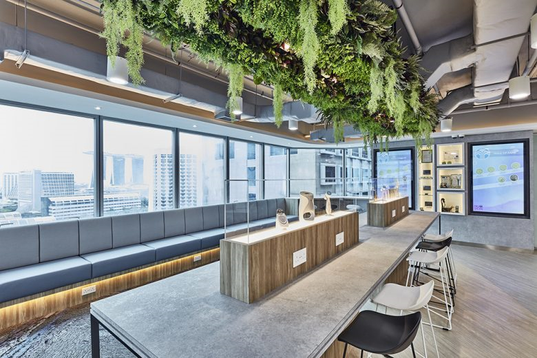 如新保健品新加坡體驗(yàn)中心展廳空間設(shè)計(jì)，以科技和互動(dòng)元素使品牌栩栩如生