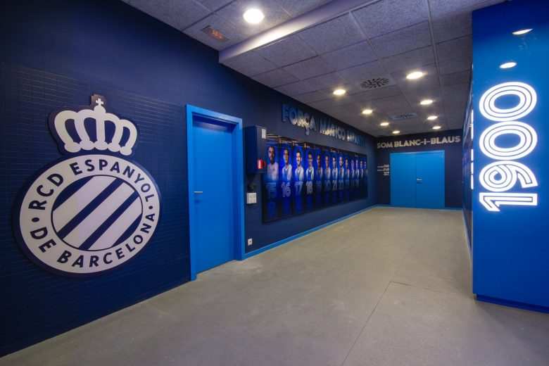 西班牙皇家馬德里球隊球員更衣室空間設計