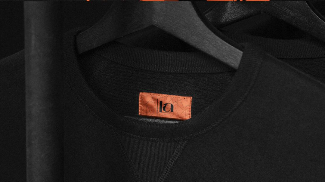 個性與時尚的Liz Almeida服裝品牌vi設計，以“雜亂而有序排列的線元素為輔助識別