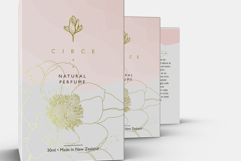 右圖：粉色和金色香水品牌設計