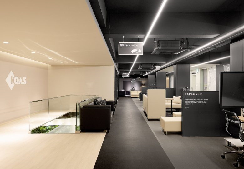 鼓勵新想法和品牌沉浸感的 Koas 辦公家具陳列空間設計