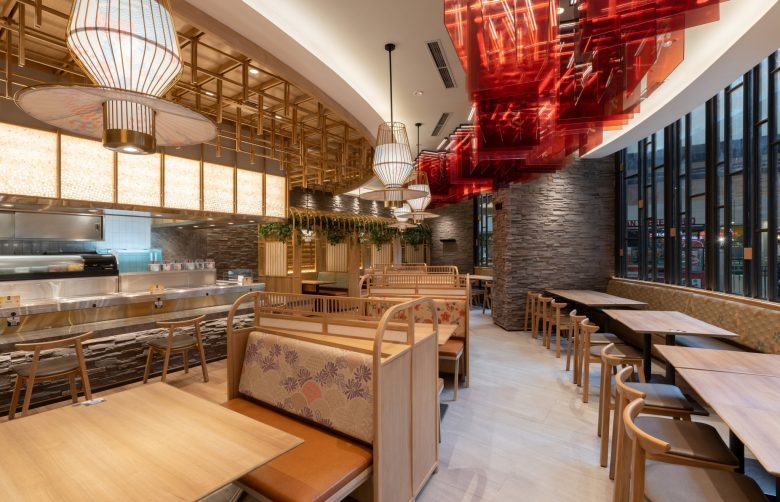 Sushi Tei 日式壽司餐廳餐飲店鋪室內(nèi)空間設(shè)計(jì)“自然原木喜慶”風(fēng)格