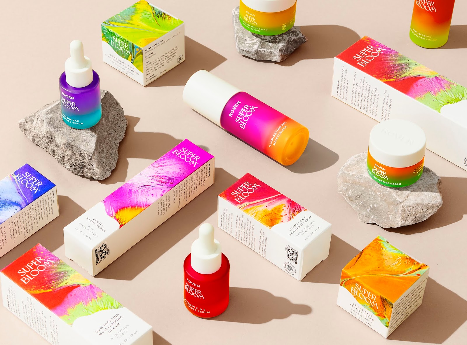 Superbloom 純植物素化妝品包裝設計，漸變水彩綻放女性美麗