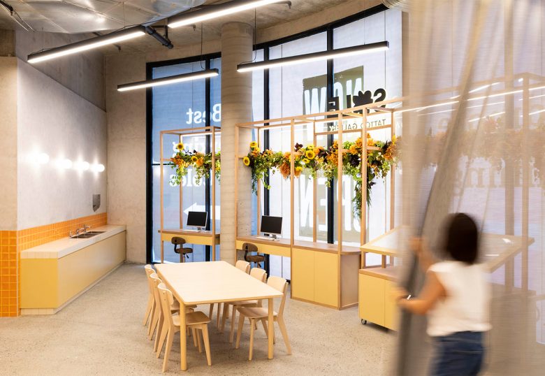 Sole藝術畫廊及辦公空間設計”向日葵“概念元素