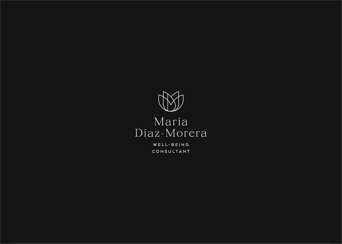 20個美學平衡的簡單logo設計示例靈感-字母M+花朵