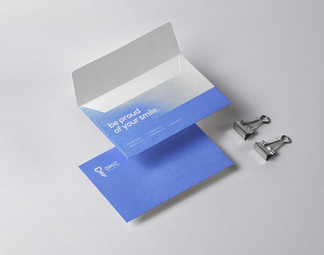 DMIC 亞科診所品牌logo-vi設(shè)計(jì)，明亮輕藍(lán)紫色搭配略灰色