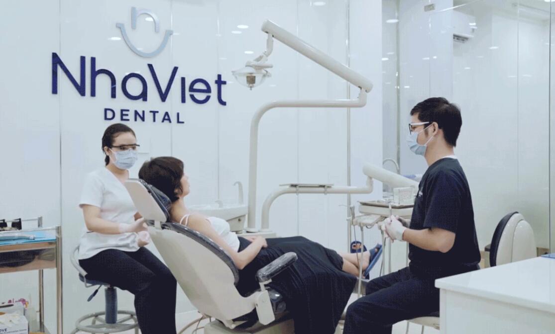 Nha Viet 牙科牙齒醫(yī)療診所品牌全案策劃設(shè)計-logo/vi/